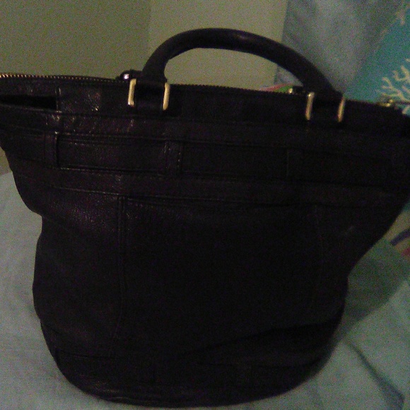 Purse - Picture 2 of 3